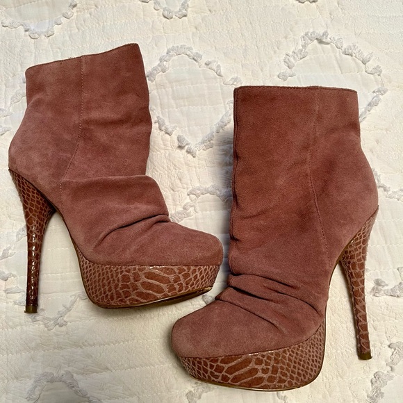 Suede stiletto booties - Picture 1 of 3